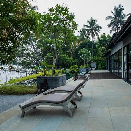 Bed and Breakfast 976 Panangad Kochi Exterior foto